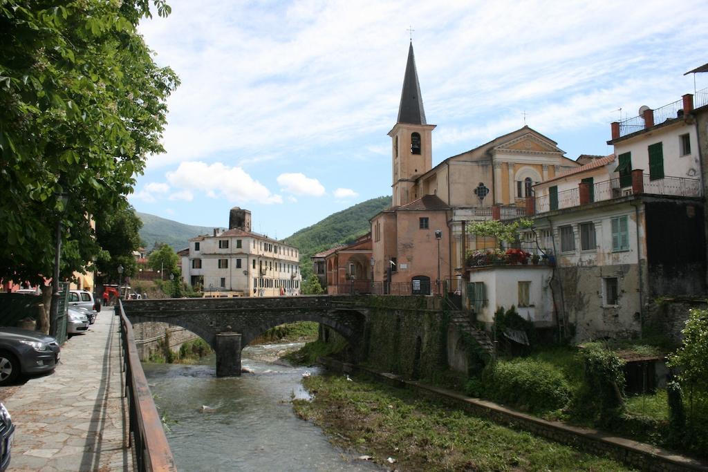 Casa Vacanze Gli Ulivi Villa Borgomaro Cameră foto